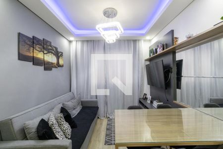 Sala e Cozinha de apartamento à venda com 2 quartos, 40m² em Jardim Helena, São Paulo