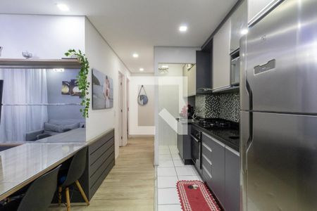 Cozinha e Área de Serviço de apartamento à venda com 2 quartos, 40m² em Jardim Helena, São Paulo