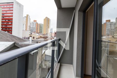 Sacada de kitnet/studio para alugar com 1 quarto, 22m² em Centro, Curitiba