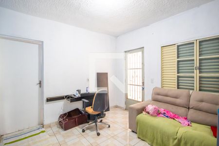 Sala (Casa 1) de casa à venda com 2 quartos, 250m² em Veloso, Osasco