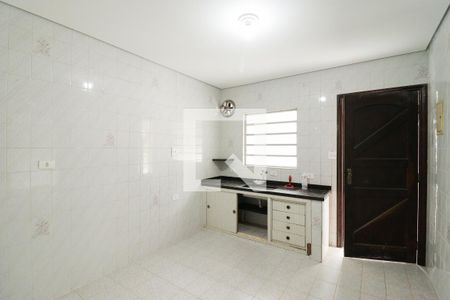 Cozinha de casa para alugar com 1 quarto, 55m² em Vila Aurora (zona Norte), São Paulo