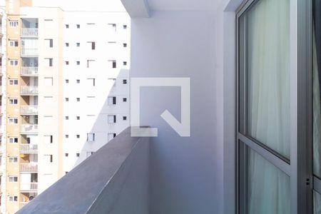 Sacada de apartamento à venda com 3 quartos, 63m² em Vila Cunha Bueno, São Paulo