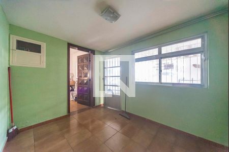 Sala de casa à venda com 2 quartos, 204m² em Vila Alto de Santo André, Santo André