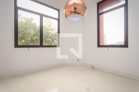 Mesanino de apartamento para alugar com 4 quartos, 260m² em Real Parque, São Paulo