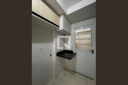 Sala e Cozinha de apartamento para alugar com 2 quartos, 59m² em Cidade Líder, São Paulo