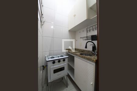 Cozinha de apartamento para alugar com 1 quarto, 23m² em Copacabana, Rio de Janeiro