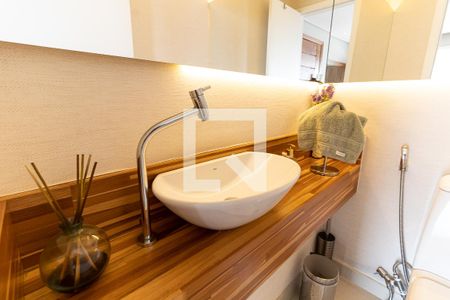 Lavabo de apartamento para alugar com 3 quartos, 136m² em Vila Dom Pedro I, São Paulo