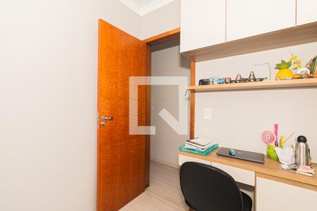 Quarto 2 de casa à venda com 3 quartos, 100m² em Parque Vitoria, São Paulo