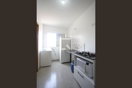 Cozinha de kitnet/studio para alugar com 1 quarto, 25m² em Vila Santo Estefano, São Paulo