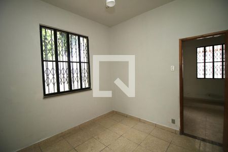 Quarto 1 de casa à venda com 3 quartos, 80m² em Inhaúma, Rio de Janeiro