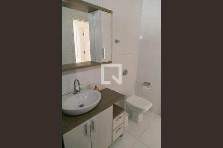 Banheiro de apartamento à venda com 2 quartos, 70m² em Farroupilha, Porto Alegre