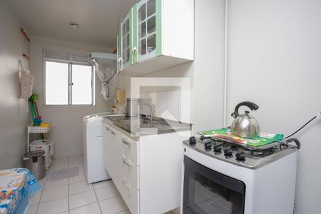 Cozinha de apartamento à venda com 2 quartos, 45m² em Sarandi, Porto Alegre