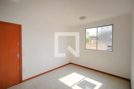 Sala de apartamento à venda com 2 quartos, 60m² em Sagrada Família, Belo Horizonte