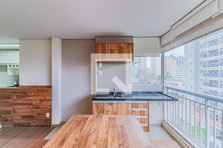 Sala de apartamento para alugar com 2 quartos, 73m² em Caxingui, São Paulo