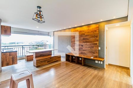 Sala de apartamento para alugar com 2 quartos, 73m² em Caxingui, São Paulo