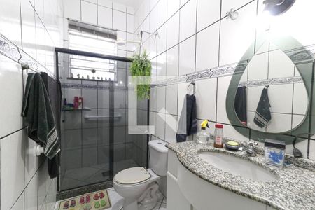 Casa à venda com 120m², 2 quartos e 1 vaga Casa à venda com 120m², 2 quartos e 1 vagaBanheiro