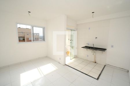 Sala de apartamento para alugar com 2 quartos, 41m² em Vila  Marari, São Paulo