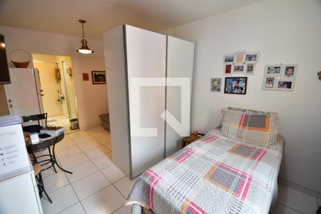 Sala / Quarto de apartamento à venda com 1 quarto, 32m² em Bosque, Campinas