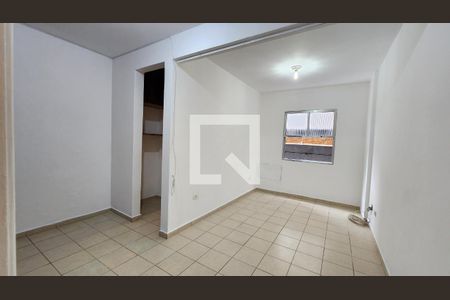 Sala de kitnet/studio para alugar com 1 quarto, 37m² em Ponta da Praia, Santos