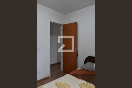 Quarto 1 de apartamento para alugar com 3 quartos, 58m² em Santa Cândida, Curitiba