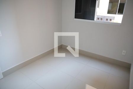 Quarto de apartamento para alugar com 2 quartos, 42m² em Residencial Barcelona, Goiânia