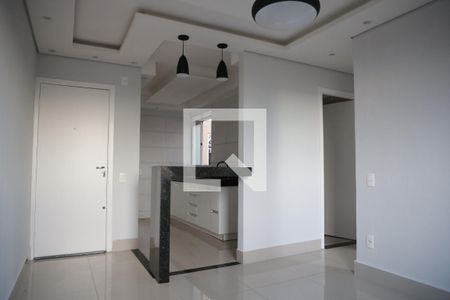 Sala/Cozinha de apartamento para alugar com 2 quartos, 42m² em Residencial Barcelona, Goiânia