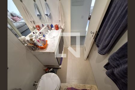 Banheiro 1 de apartamento à venda com 3 quartos, 80m² em Laranjeiras, Rio de Janeiro