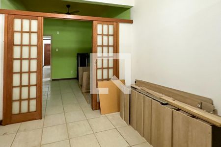 Quarto 01 de apartamento para alugar com 2 quartos, 48m² em Copacabana, Rio de Janeiro