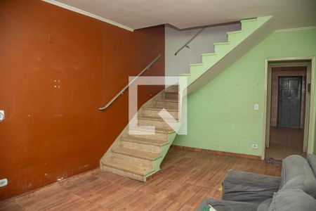 Sala de casa para alugar com 2 quartos, 138m² em Piraporinha, Diadema