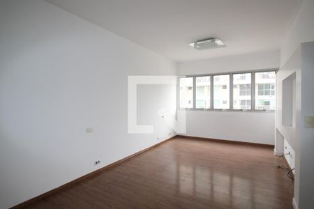 Sala de apartamento para alugar com 3 quartos, 100m² em Moema, São Paulo