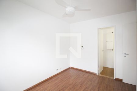 Suíte  de apartamento para alugar com 3 quartos, 100m² em Moema, São Paulo