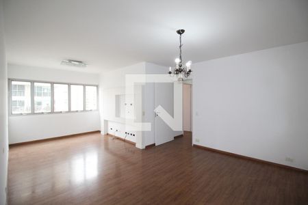 Sala de apartamento para alugar com 3 quartos, 100m² em Moema, São Paulo