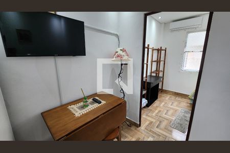 Detalhe Sala de apartamento para alugar com 1 quarto, 33m² em Ponta da Praia, Santos