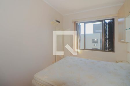 Quarto 1 de apartamento à venda com 2 quartos, 52m² em Sarandi, Porto Alegre