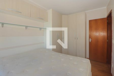 Quarto 1 de apartamento à venda com 2 quartos, 52m² em Sarandi, Porto Alegre