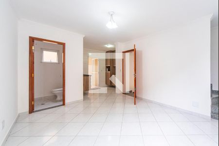 Sala de casa de condomínio à venda com 2 quartos, 62m² em Vila Floresta, Santo André