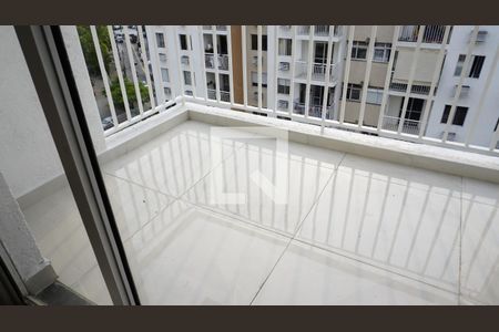 Varanda de apartamento à venda com 2 quartos, 48m² em Anil, Rio de Janeiro