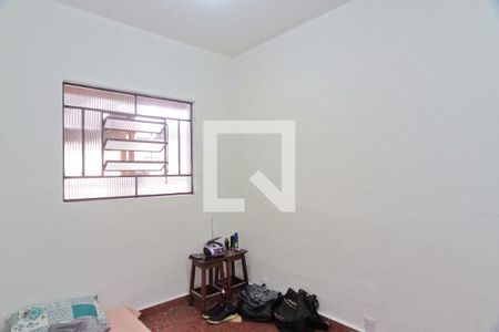 Quarto 2 de casa para alugar com 2 quartos, 40m² em Vila Pereira Cerca, São Paulo