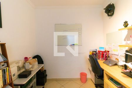 Casa de condomínio à venda com 194m², 3 quartos e 4 vagas Casa de condomínio à venda com 194m², 3 quartos e 4 vagasQuarto 2 - Escritório