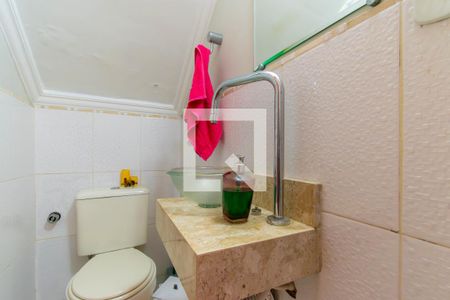 Casa de condomínio à venda com 194m², 3 quartos e 4 vagas Casa de condomínio à venda com 194m², 3 quartos e 4 vagasLavabo