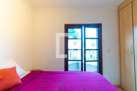 Casa de condomínio à venda com 194m², 3 quartos e 4 vagas Casa de condomínio à venda com 194m², 3 quartos e 4 vagasSuíte