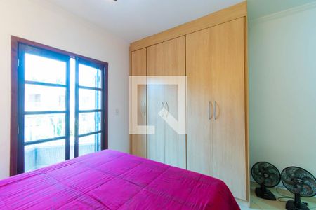 Casa de condomínio à venda com 194m², 3 quartos e 4 vagas Casa de condomínio à venda com 194m², 3 quartos e 4 vagasSuíte