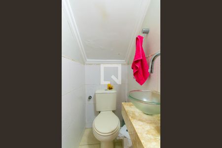 Casa de condomínio à venda com 194m², 3 quartos e 4 vagas Casa de condomínio à venda com 194m², 3 quartos e 4 vagasLavabo