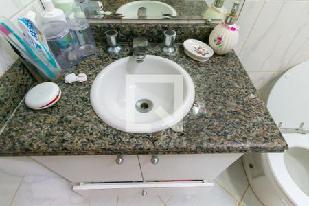 Casa de condomínio à venda com 194m², 3 quartos e 4 vagas Casa de condomínio à venda com 194m², 3 quartos e 4 vagasBanheiro da Suíte