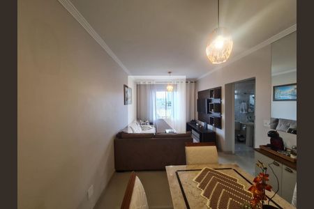 Sala  de apartamento à venda com 2 quartos, 75m² em Vila Milton, Guarulhos