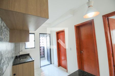 Cozinha de apartamento para alugar com 2 quartos, 40m² em Vila Regente Feijó, São Paulo