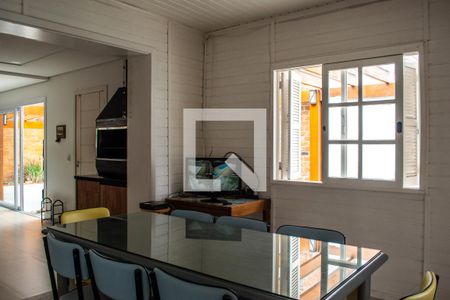 Sala de jantar  de casa à venda com 2 quartos, 200m² em Espírito Santo, Porto Alegre