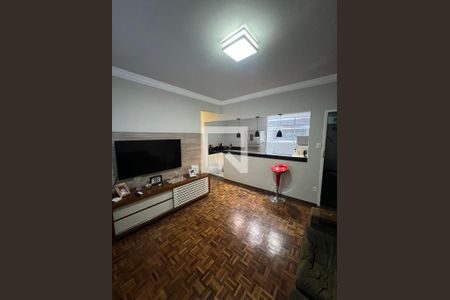 Sala de apartamento à venda com 3 quartos, 80m² em João Pinheiro, Belo Horizonte