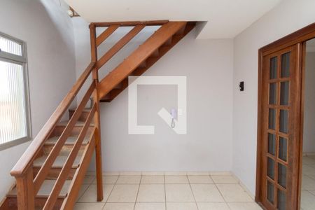 Sala 2 de apartamento à venda com 2 quartos, 104m² em Novo Eldorado, Contagem