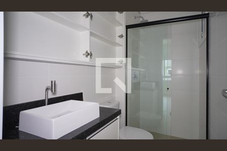 Banheiro da Suíte de apartamento para alugar com 2 quartos, 70m² em Campeche, Florianópolis